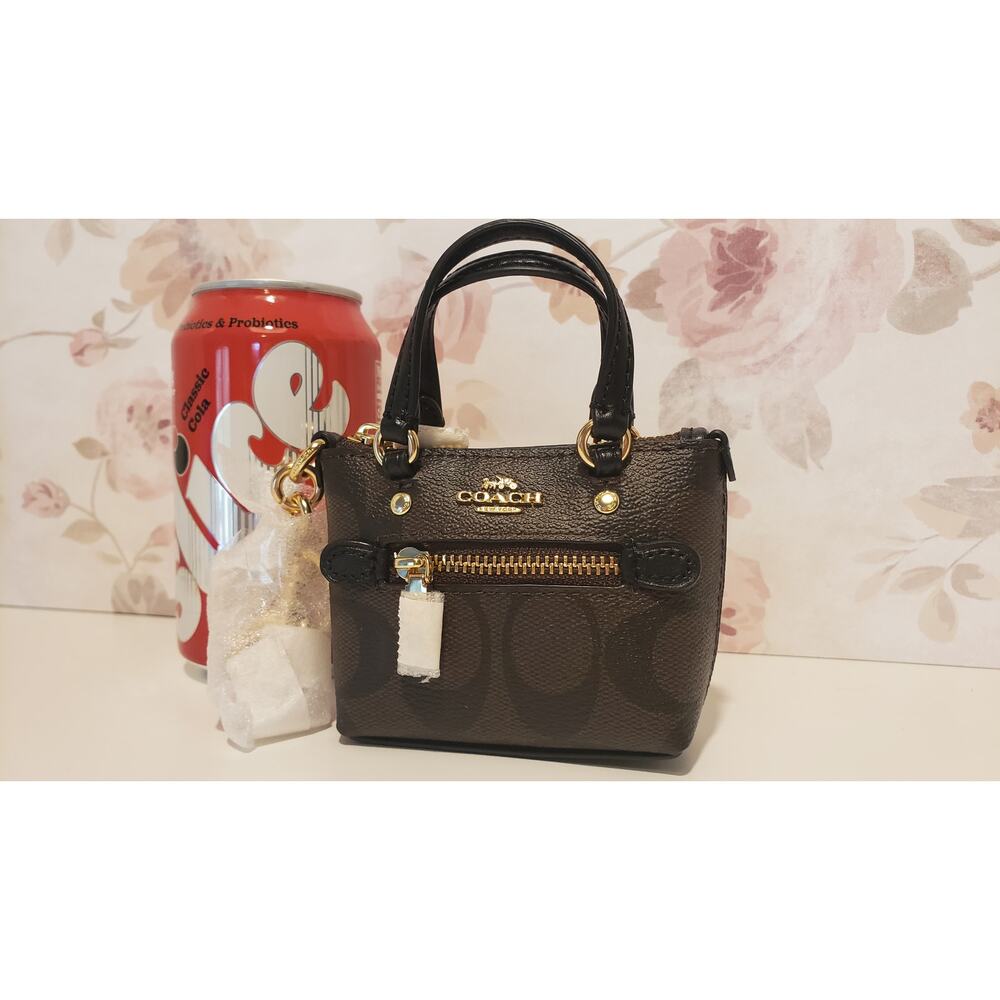 NWT COACH Mini Gallery Tote Bag Charm CG605 Signature black, brown gold hardware
